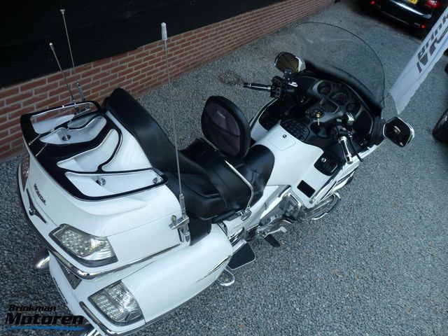 honda - gl-1800-goldwing-c-abs