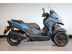 YAMAHA TRICITY 300