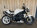 TRIUMPH SPEED TRIPLE