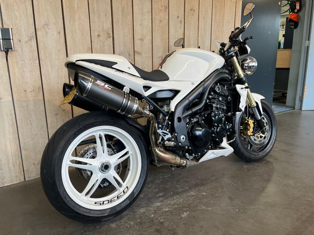 triumph - speed-triple