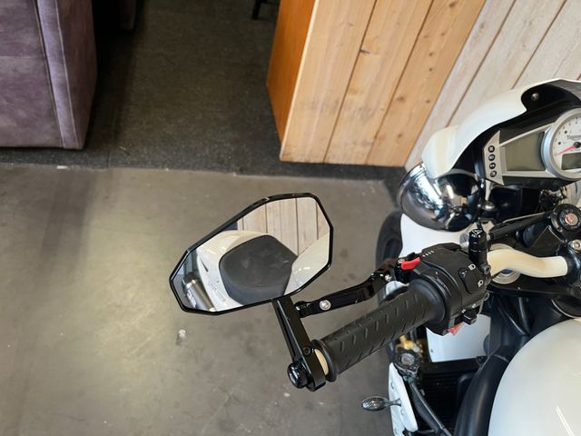 triumph - speed-triple