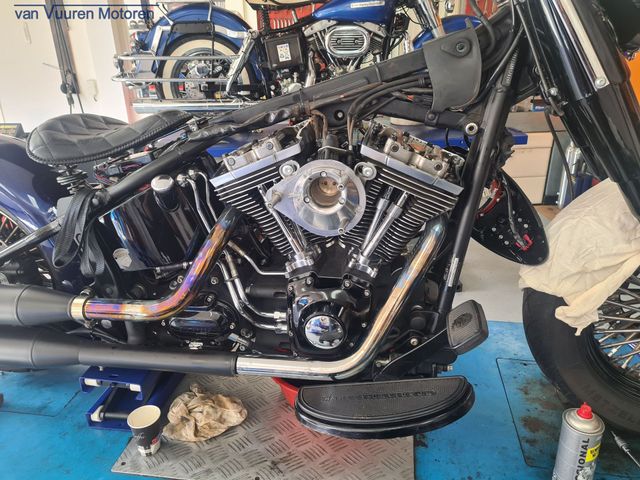harley-davidson - springer-classic-flstsc-softail