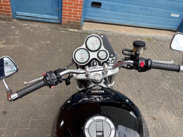 triumph - speed-triple