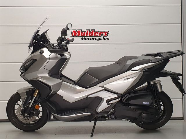 honda - adv-350