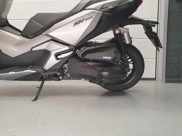 honda - adv-350