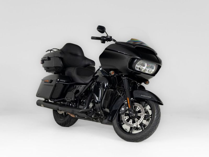 Harley-Davidson Fltrk Road Glide Limited 2023 occasion