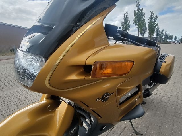 honda - st-1100-pan-european
