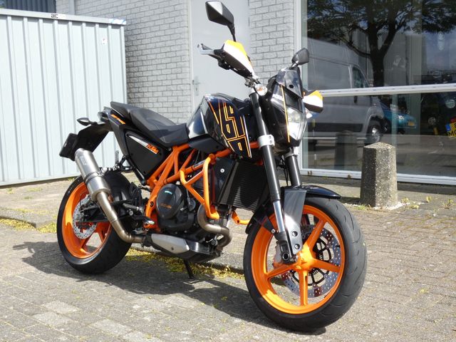 ktm - 690-duke-abs