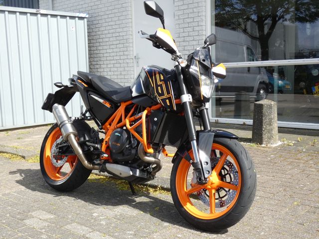 ktm - 690-duke-abs