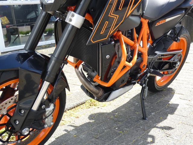ktm - 690-duke-abs