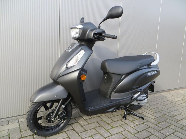 suzuki - address-125