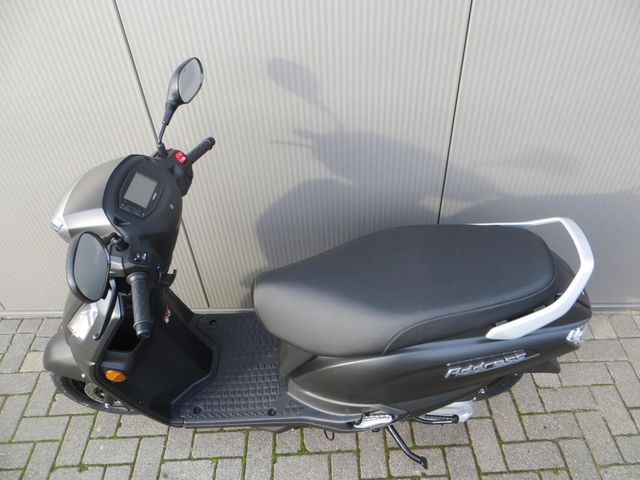 suzuki - address-125