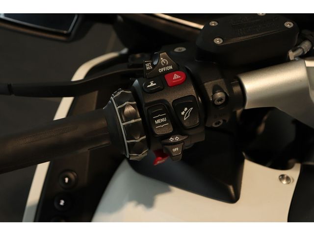 bmw - r-1250-rt