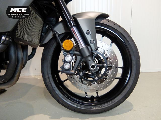 yamaha - tracer-9