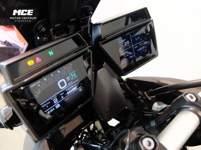 yamaha - tracer-9