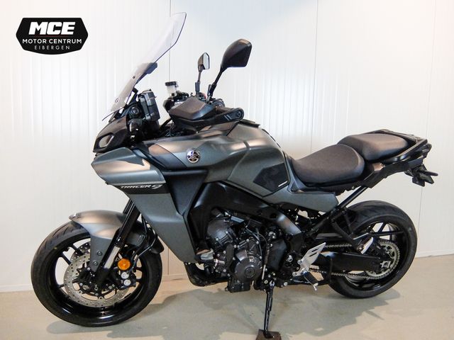yamaha - tracer-9