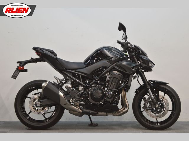 kawasaki - z900
