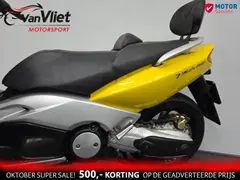 Yamaha Tmax 2001 occasion – foto 12 van 17