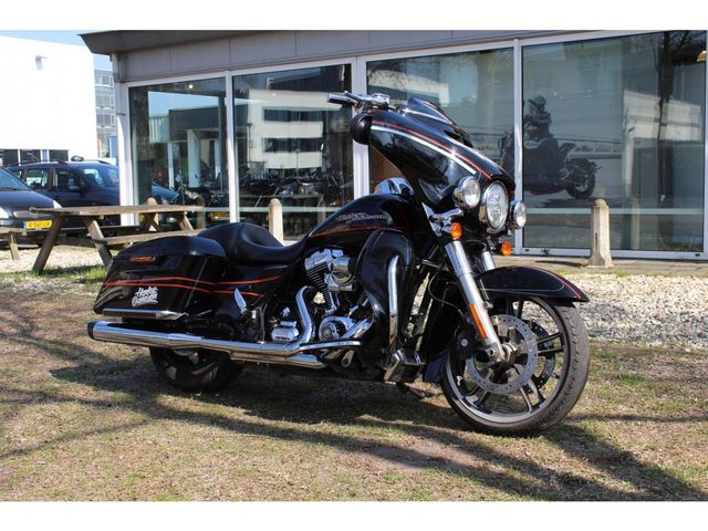 harley-davidson - street-glide-special-flhxs