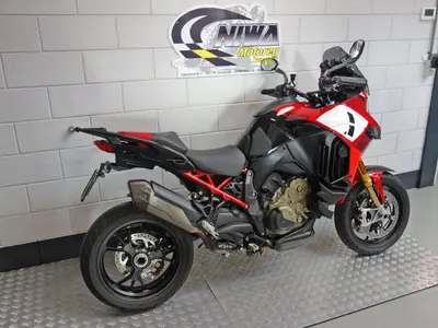DUCATI MULTISTRADA V4 PIKES PEAK – foto 2