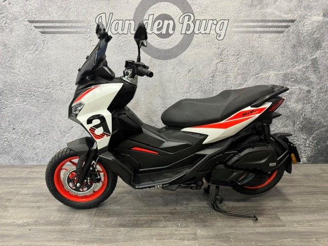 aprilia - sr-gt-sport-200