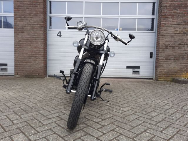 kawasaki - vn-900-custom