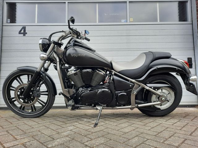 kawasaki - vn-900-custom