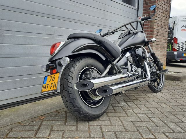 kawasaki - vn-900-custom