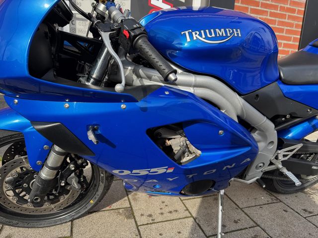 triumph - daytona-955i