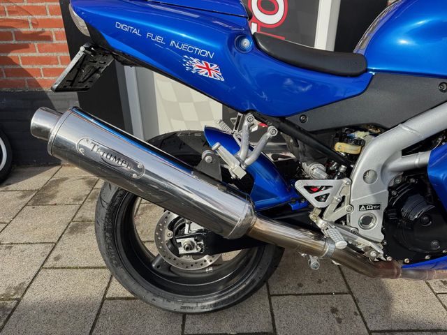 triumph - daytona-955i