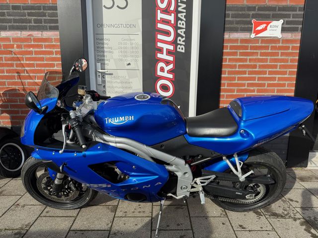 triumph - daytona-955i