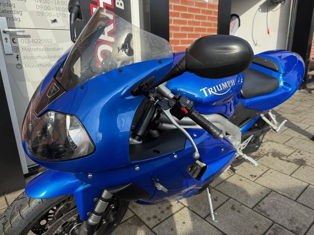 triumph - daytona-955i