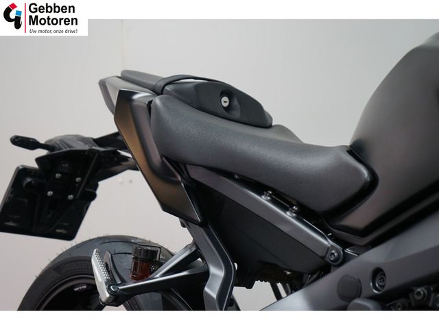 yamaha - mt-09-y-amt