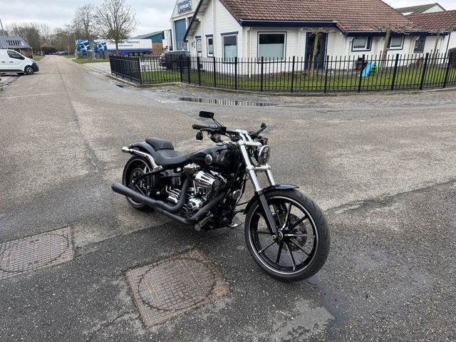 harley-davidson - breakout
