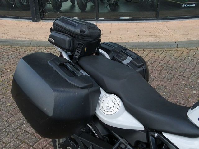 bmw - f-800-gt