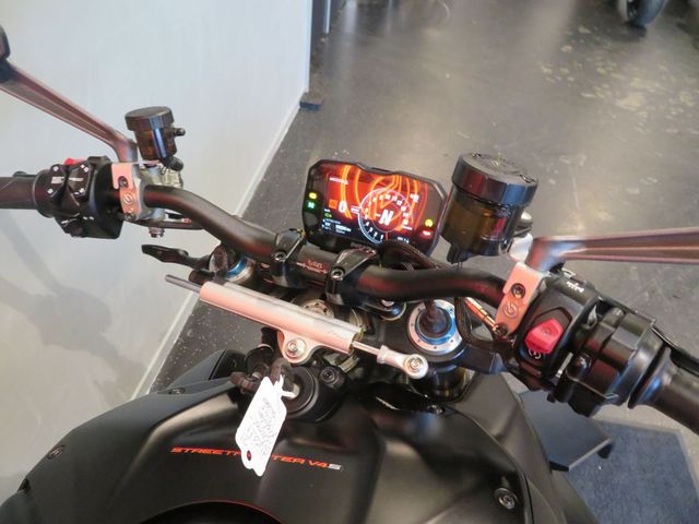 ducati - streetfighter-v4s