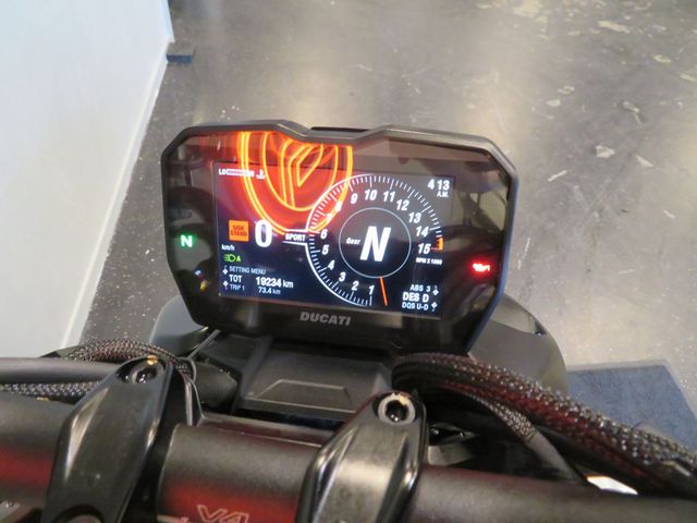 ducati - streetfighter-v4s
