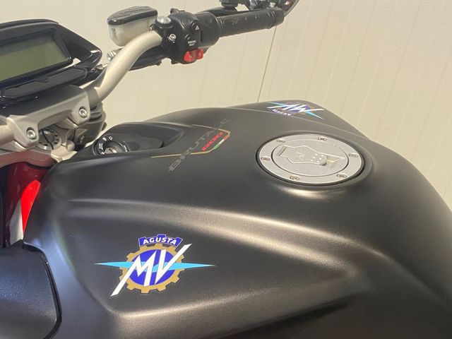 mv-agusta - brutale-800