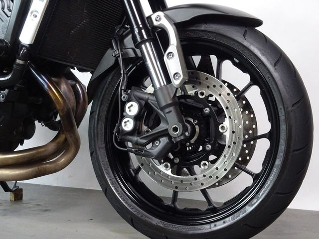 yamaha - xsr-900-abs