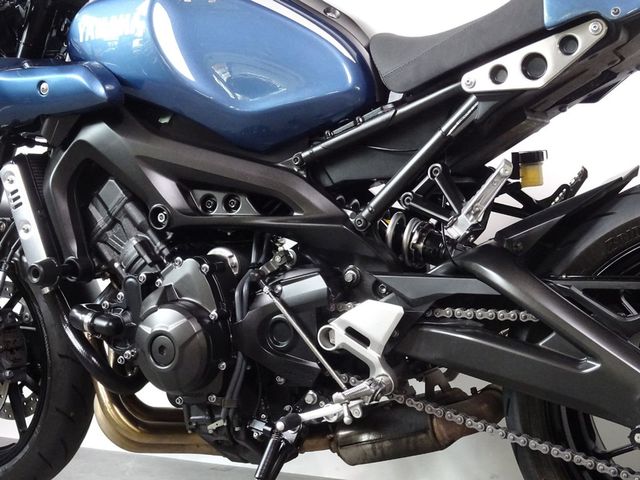 yamaha - xsr-900-abs