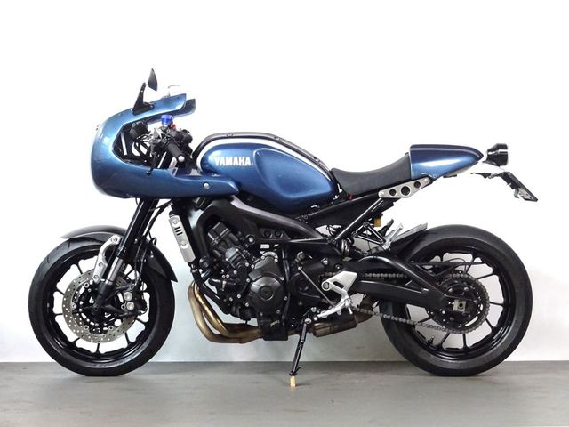 yamaha - xsr-900-abs