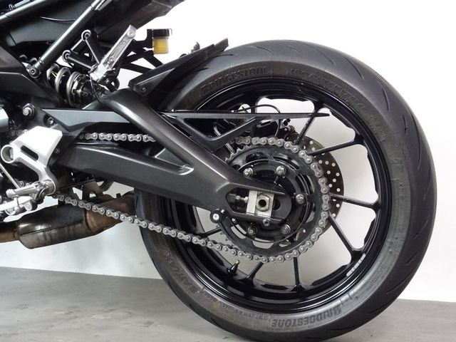 yamaha - xsr-900-abs