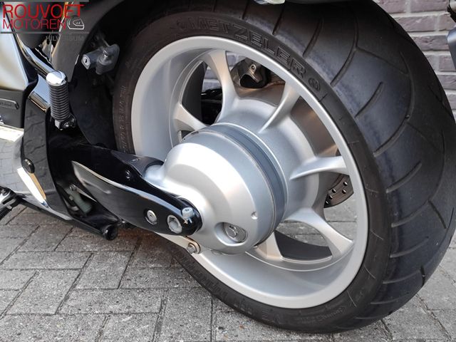 honda - vt-1300-cx-abs