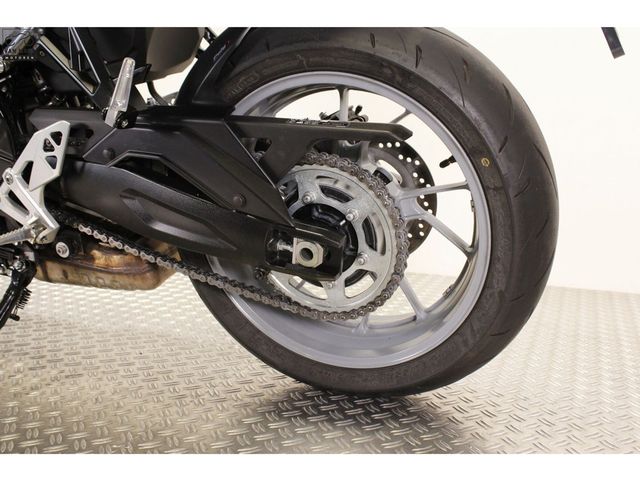 suzuki - gsx-8s