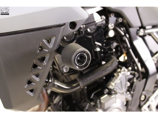 suzuki - gsx-8s