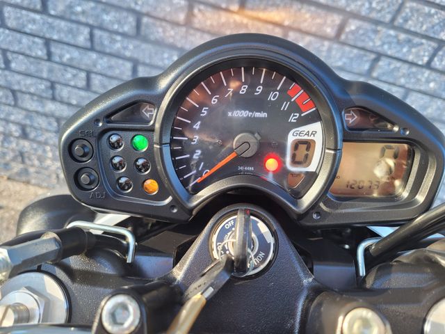 suzuki - sfv-650-gladius