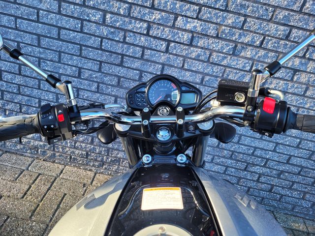 suzuki - sfv-650-gladius