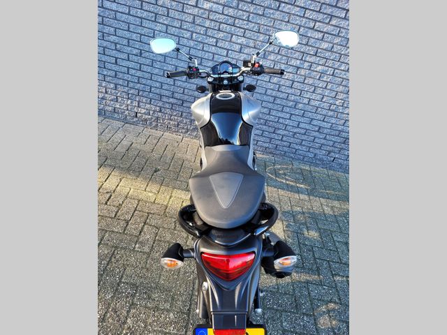 suzuki - sfv-650-gladius