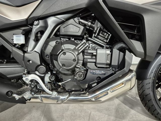 honda - nt-1100-dct