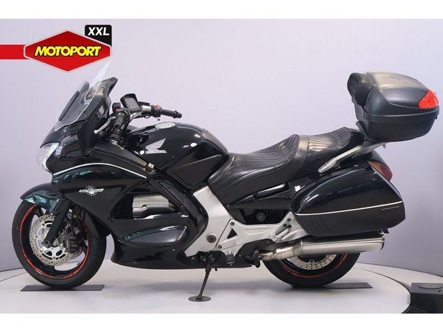 honda - st-1300-pan-european-abs